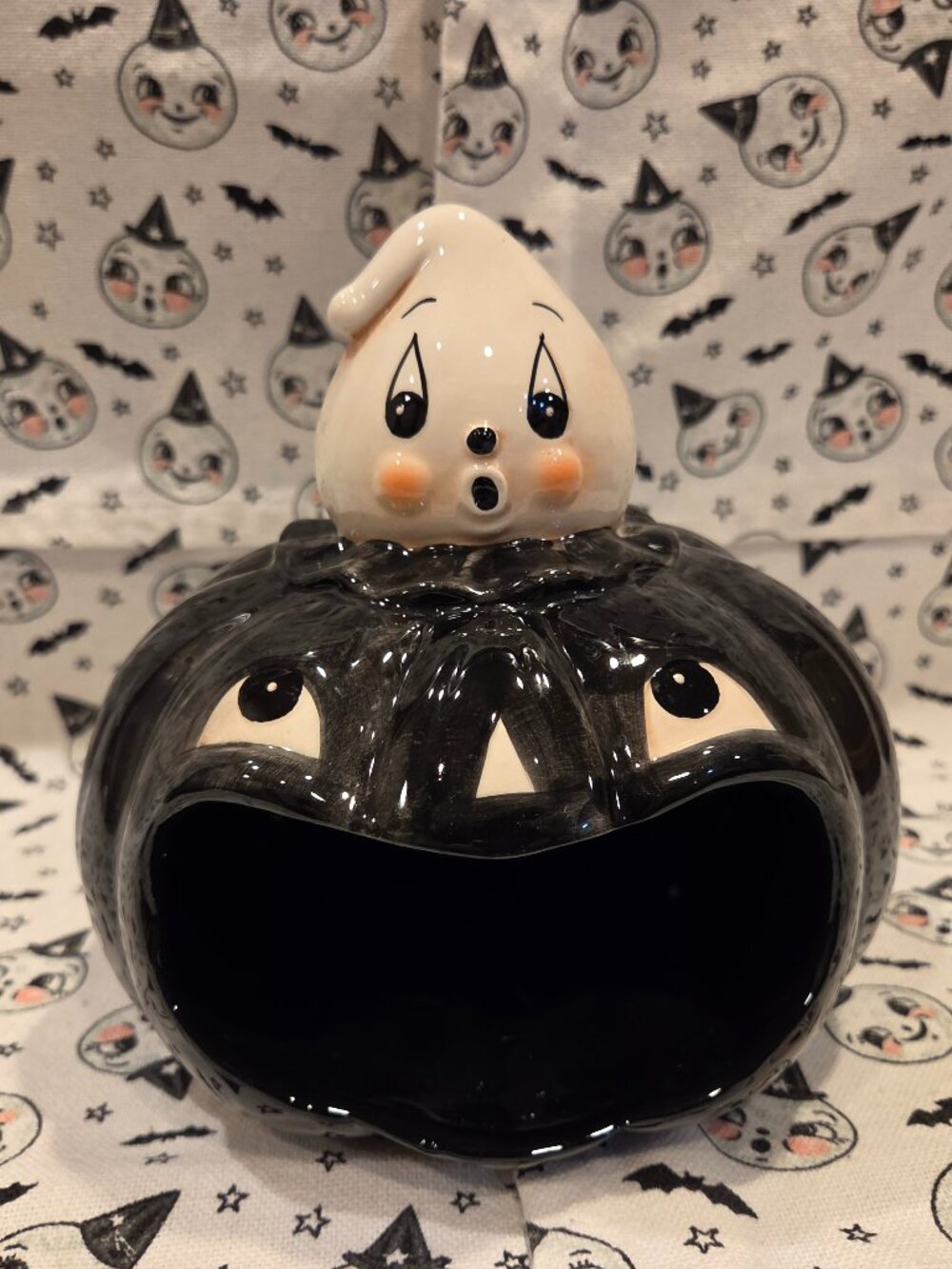 Johanna Parker Black Ghost Pumpkin Big Mouth Bowl Halloween 7" - Brand New!